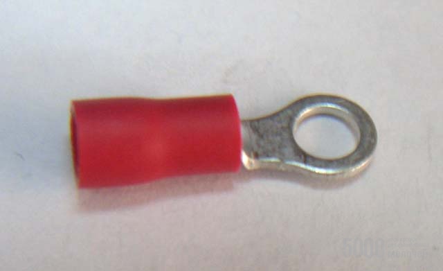 Клемма кольцевая д. 4мм с изоляцией (красный, сечение до 1.5мм2)